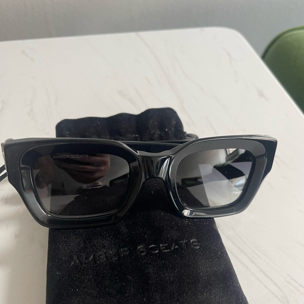 Amber sceats sunglasses